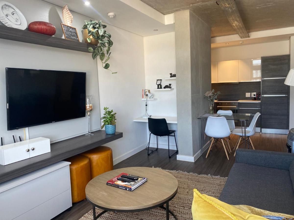Appartement Six One Five At Matrix à Le Cap Extérieur photo